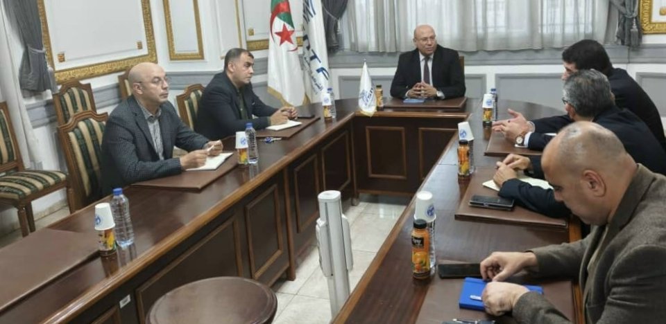 Suivi périodique des activités à caractère stratégique